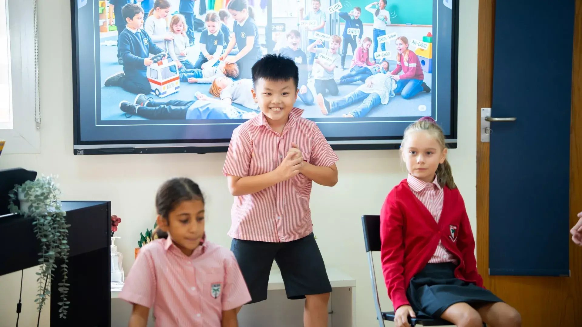 year-5-essence-machines-1-5-large-6920092dda08c